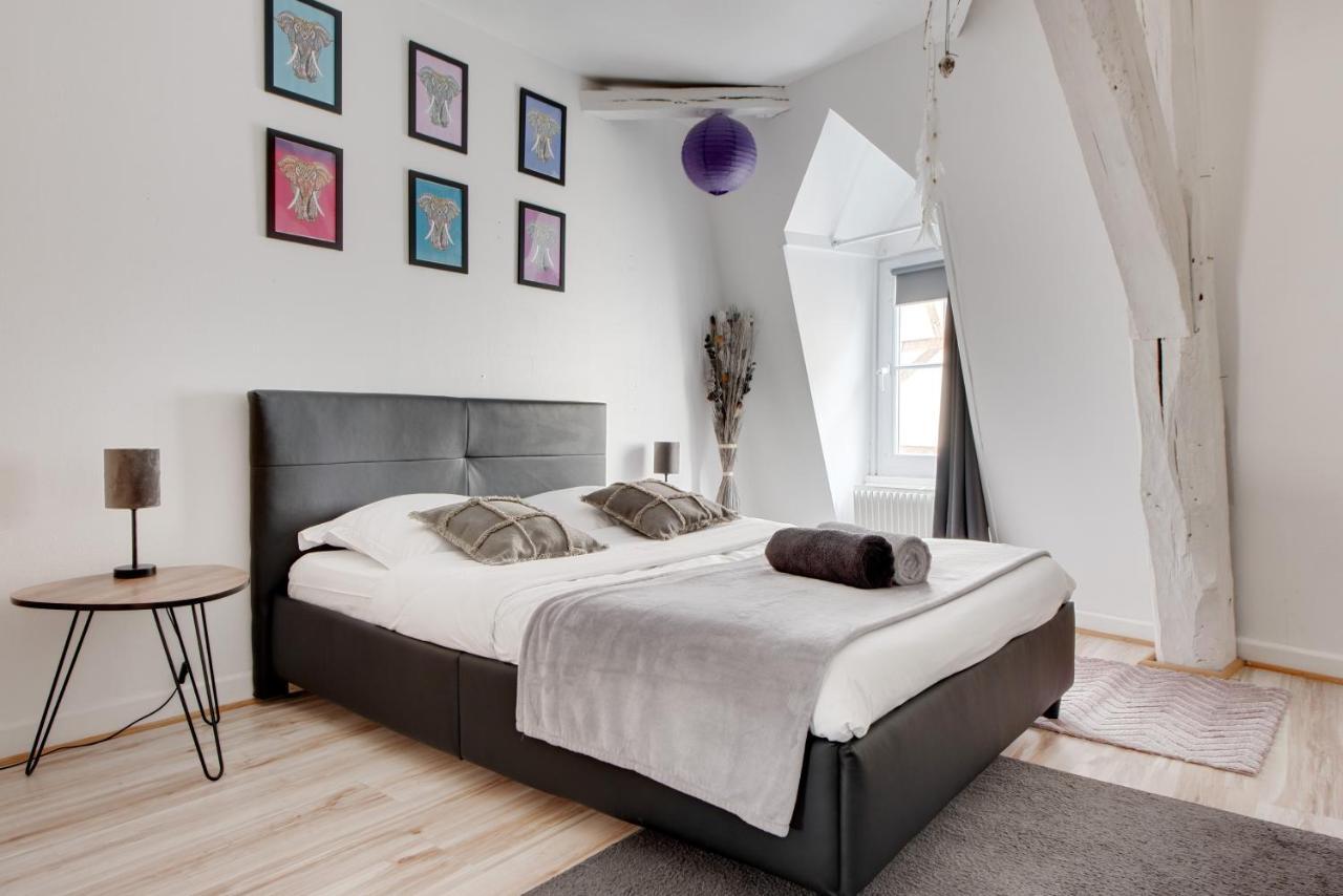 Apartmán Le Grand Mirebeau - Parking Prive Bourges Exteriér fotografie