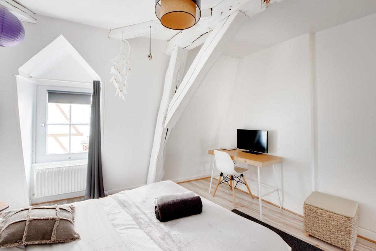 Apartmán Le Grand Mirebeau - Parking Prive Bourges Exteriér fotografie